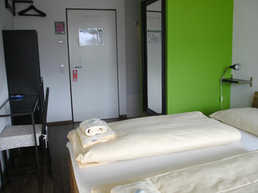 Ft Hotel ไฟรบวร์กอิมไบรส์เกา ภายนอก รูปภาพ
